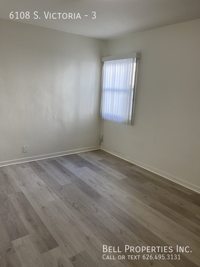 Spacious 3 bedroom Newly Refurbished close to 105 property image