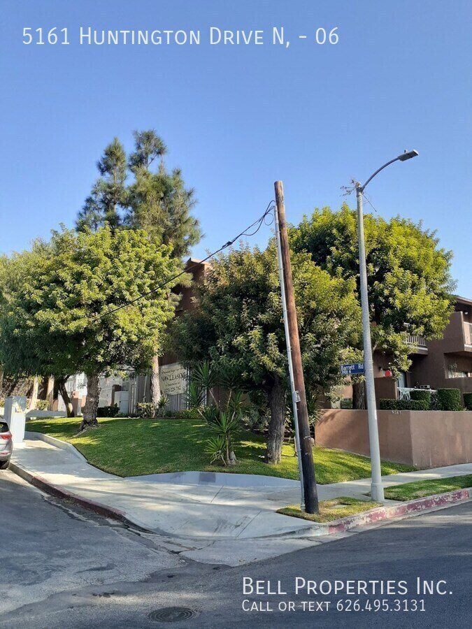 Huntington Ridge property image